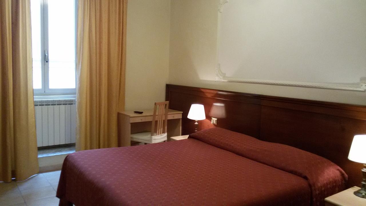 Rosetta Hotel Рим Екстериор снимка