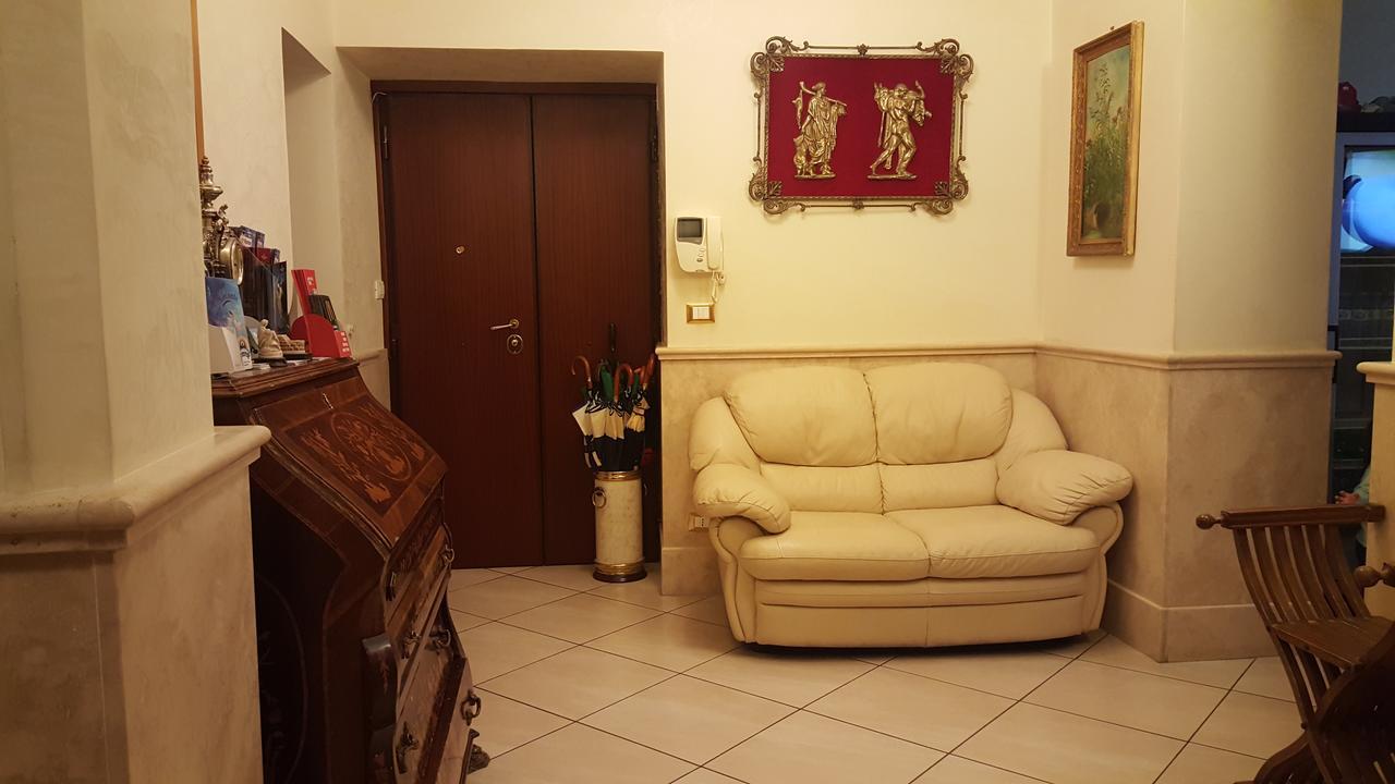 Rosetta Hotel Рим Екстериор снимка