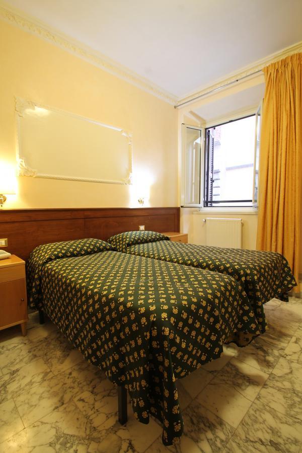 Rosetta Hotel Рим Екстериор снимка